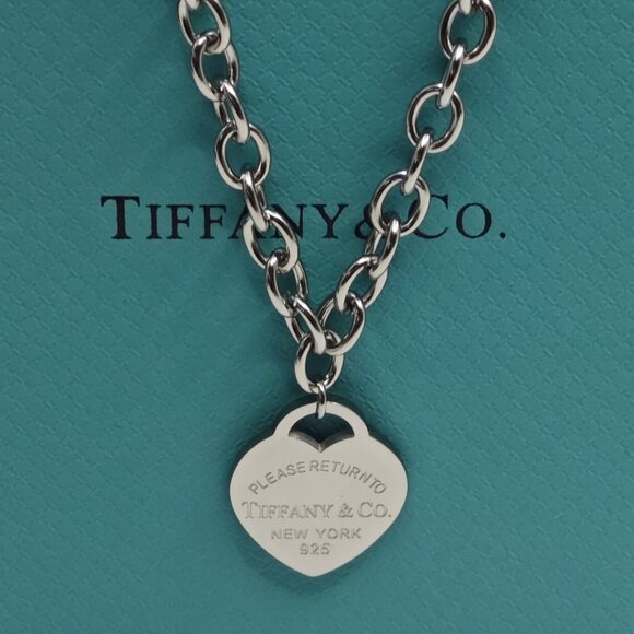 Return to Tiffany Sterling Silver Charm Bracelet - Picture 6 of 6